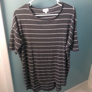 LulaRoe Irma high-low tunic top